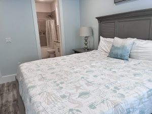 Cleaning vacation rentals houses